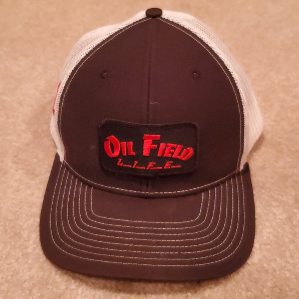 Oil Field Life hat